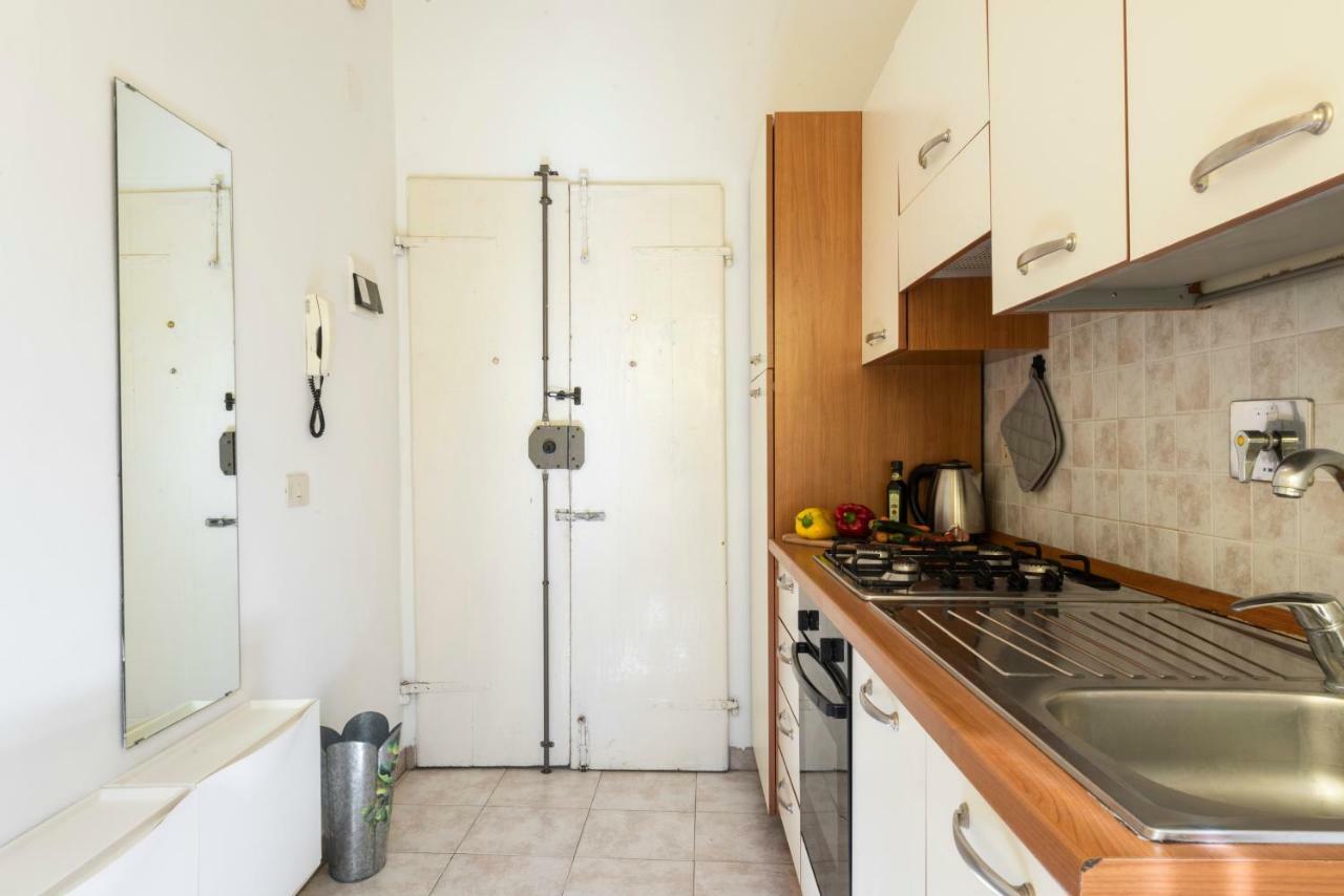 La Lupa Capitolina Apartment Pisa Exterior photo