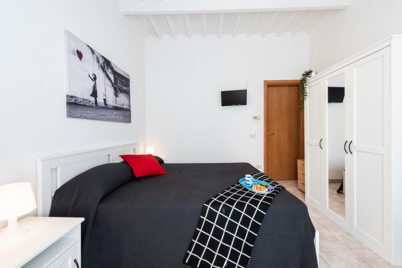 La Lupa Capitolina Apartment Pisa Exterior photo